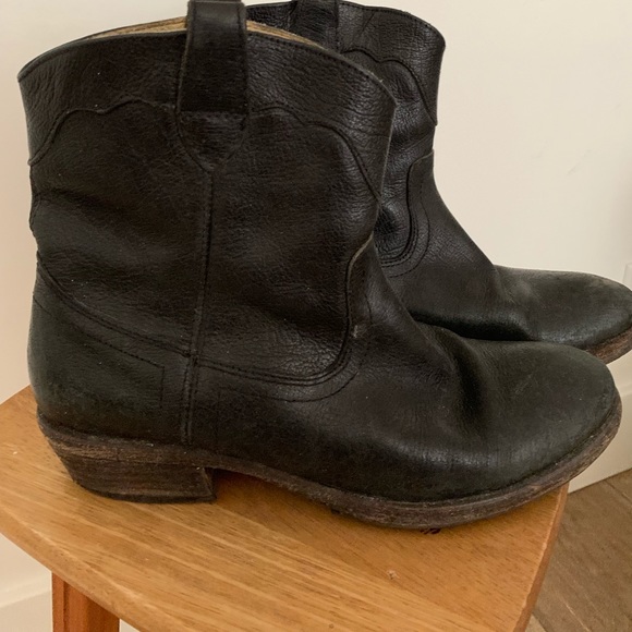 Frye Shoes - Frye low cowboy boots